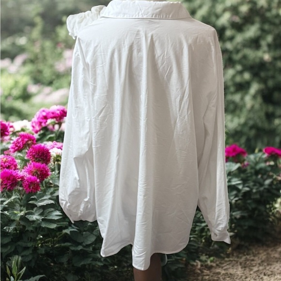 Grand & Greene Classic White Button-Up Blouse With Sparkling Buttons - Picture 4 of 7